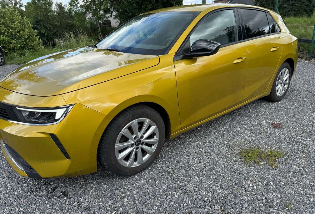 Opel Astra 1.2 Turbo Elegance S/S (EU6.4)