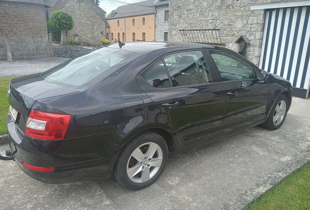 Skoda Octavia 1.6 CR TDi Active