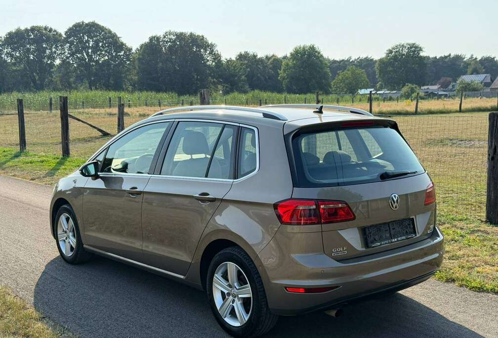 Volkswagen 1.6 TDi Highline 2016 Airco Navi Adaptive CruiseC.