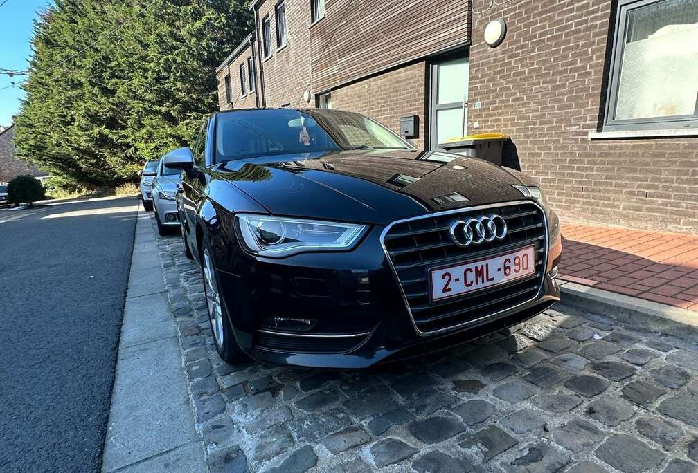 Audi Sportback 1.6 TDi Ambition S line