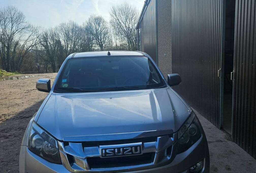 Isuzu D-Max 2.5 Turbo Di 4WD LSX