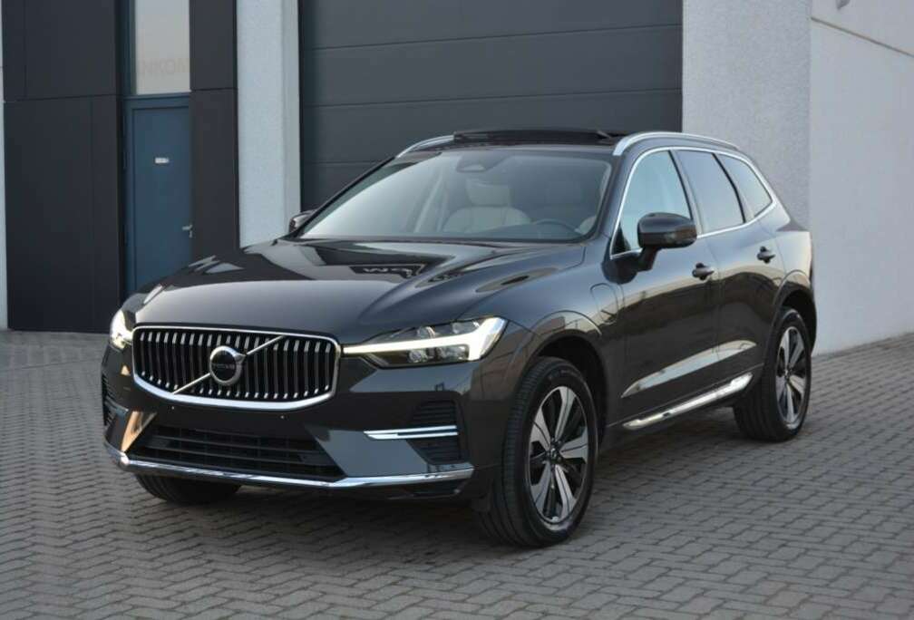 Volvo T6 350PK PHEV Recharge AWD Trekhaak/Pano/2024