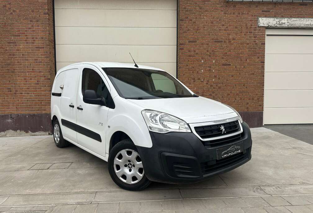Peugeot 1.6 BlueHDi Lichte vracht/3-zit/Navi/Airco/Parkeersensoren/Cruise Control/Bluetooth telefonie/Veiligheidssloten...