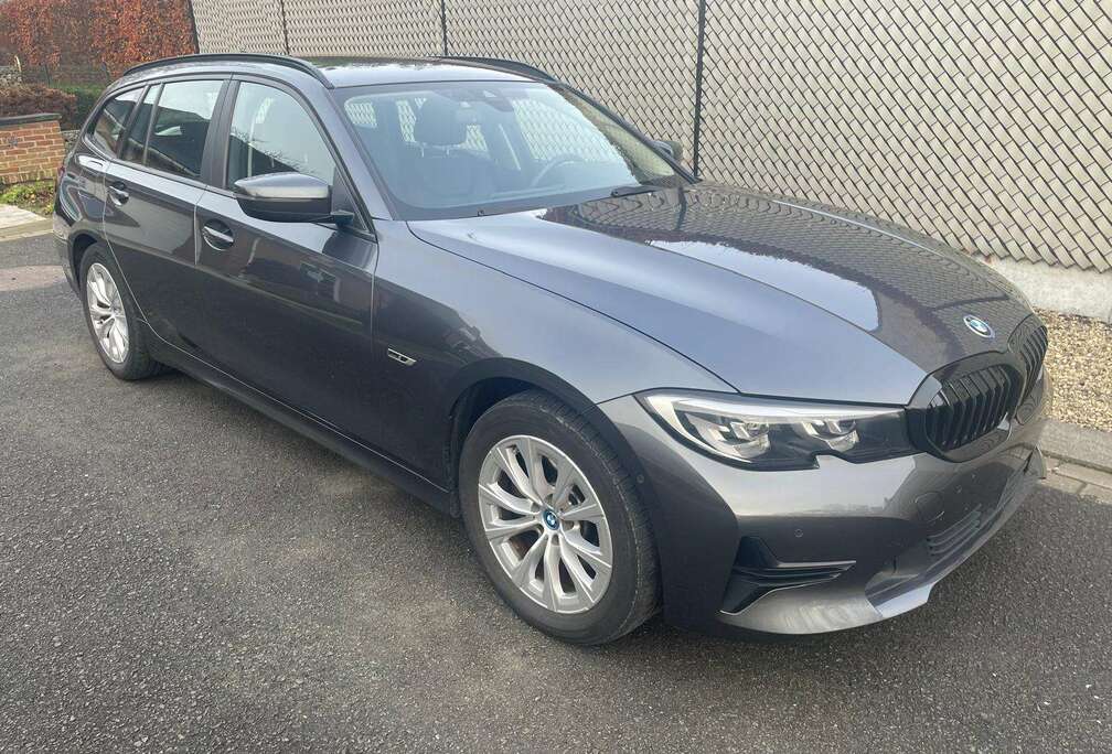 BMW 320e Touring 204Pk - Volleder sportzetels