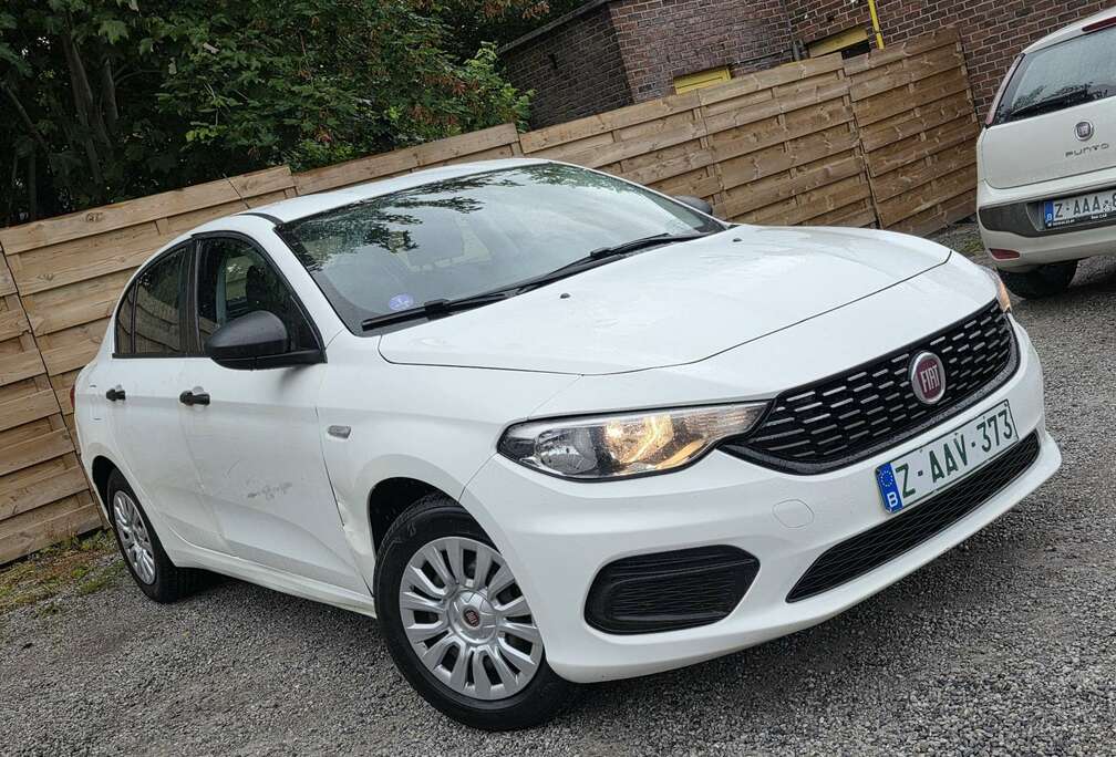 Fiat Tipo 1.4i Easy