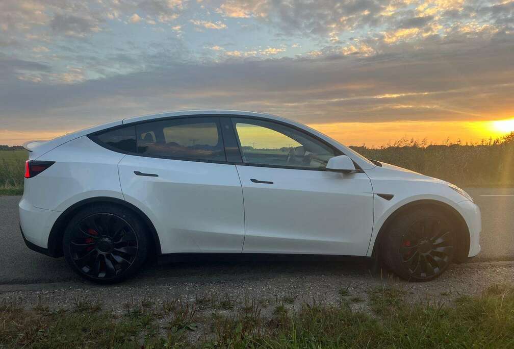 Tesla Model Y Performance Dual Motor AWD, trekhaak