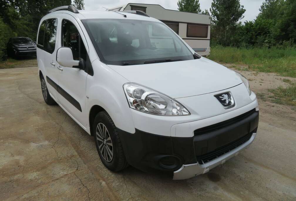 Peugeot 1.6 benzine - Dubbel schuifdeur