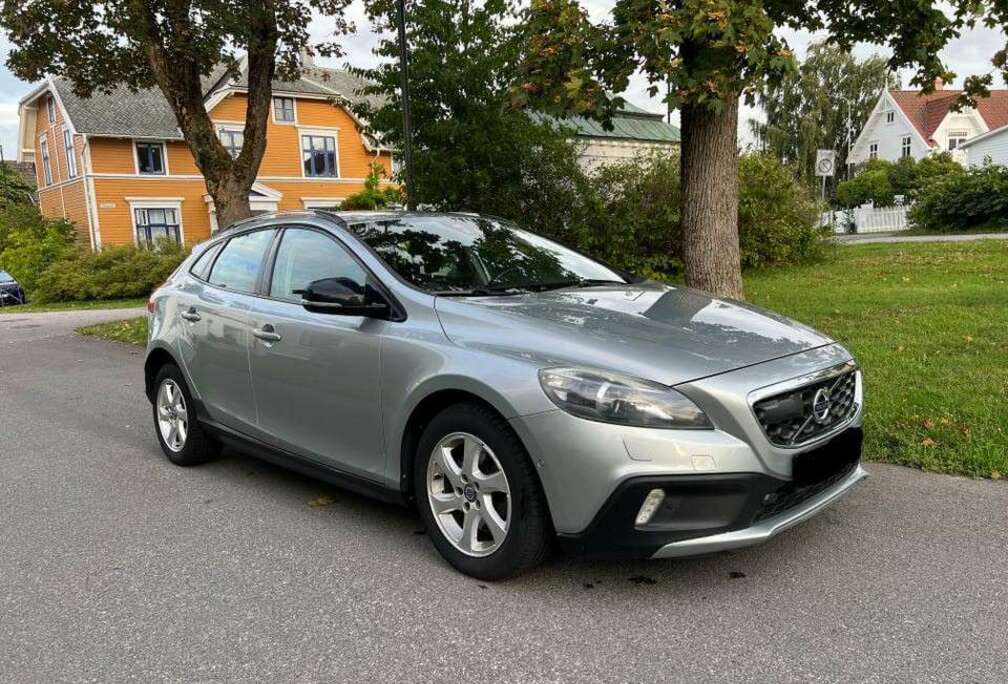 Volvo T4 180 Momentum Powershift A