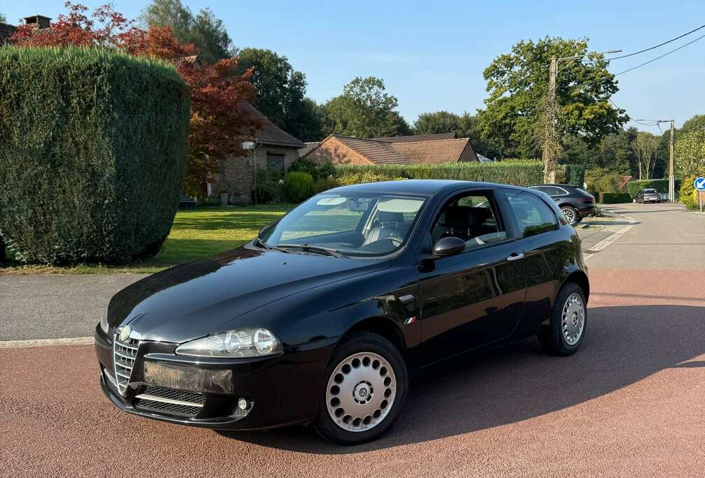 Alfa Romeo 1.9 JTD Distinctive Gran Premio