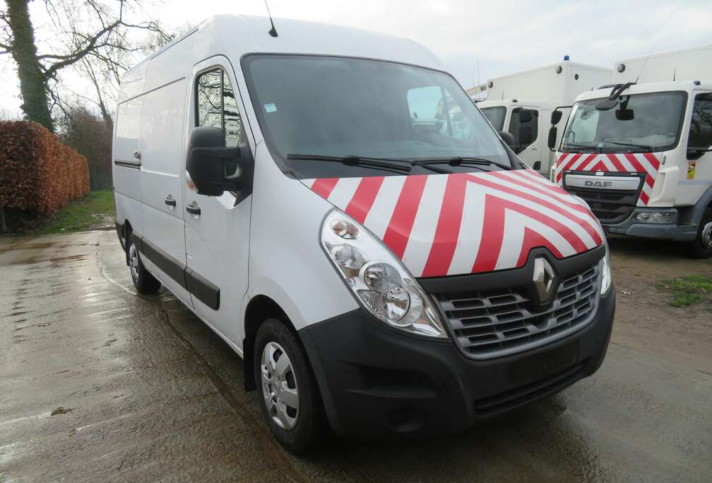 Renault 2.3dCi- L2H2 - ingericht