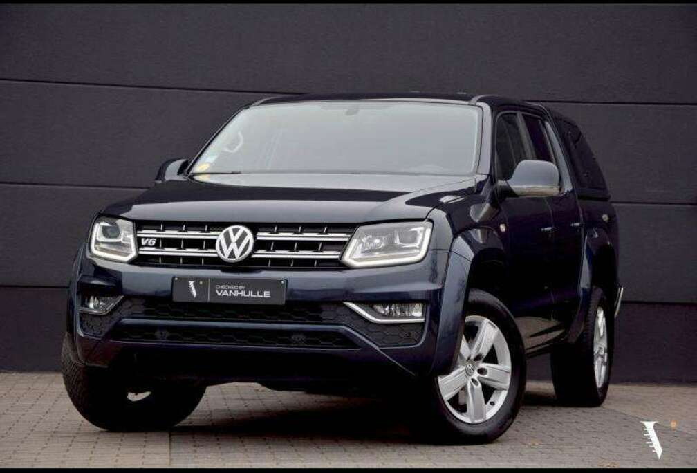 Volkswagen V6  NAVI  CARPLAY  CAMERA