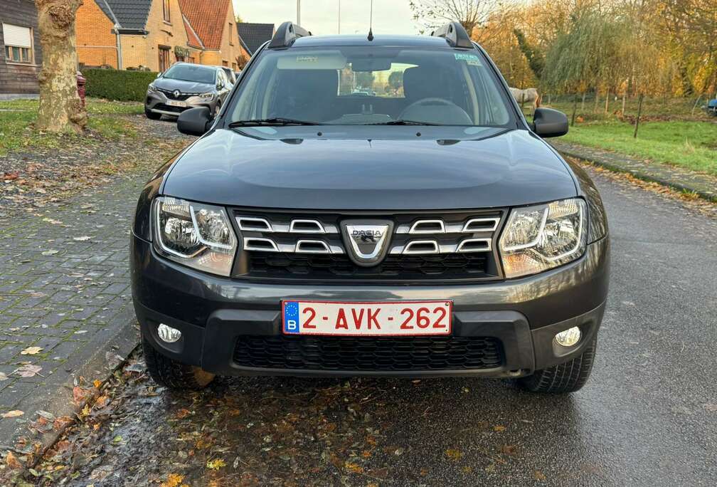 Dacia 1.6i 4x2 Laureate