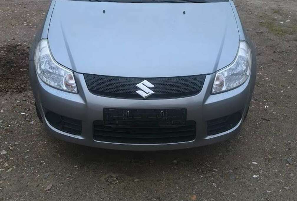 Suzuki SX4 1.5i GA
