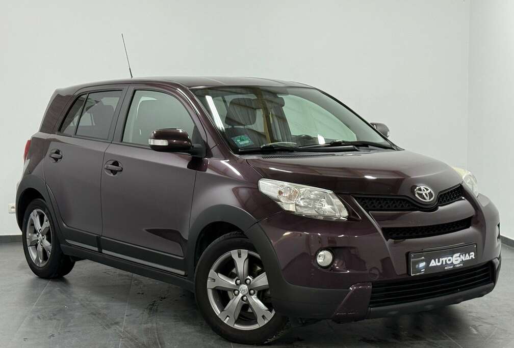 Toyota 1.4 D-4D Airco - Navi - Carnet