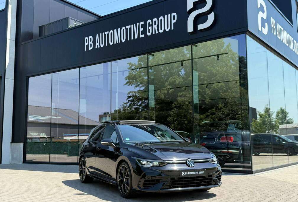 Volkswagen Golf 8R- Performance pakkage-Pano-H&K-Cam-Head Up-Acc-Carplay