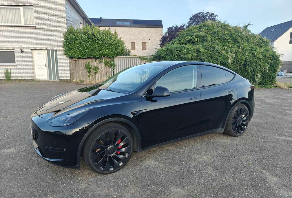 Tesla 72.5 kWh Dual Motor Performance (393 kW)