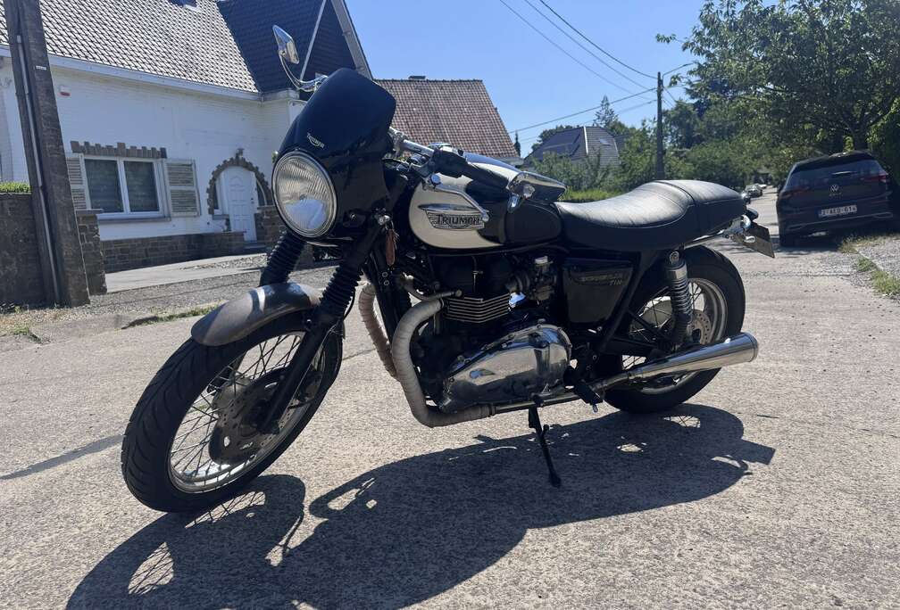Triumph Bonneville t100