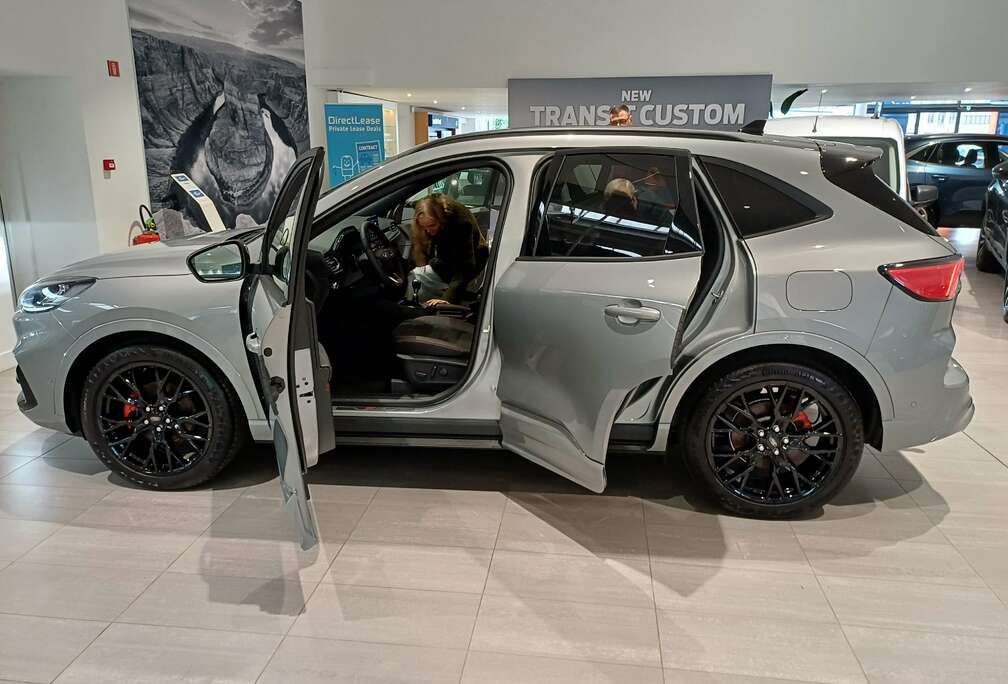 Ford Kuga 1.5 EcoBoost ST-LINE X