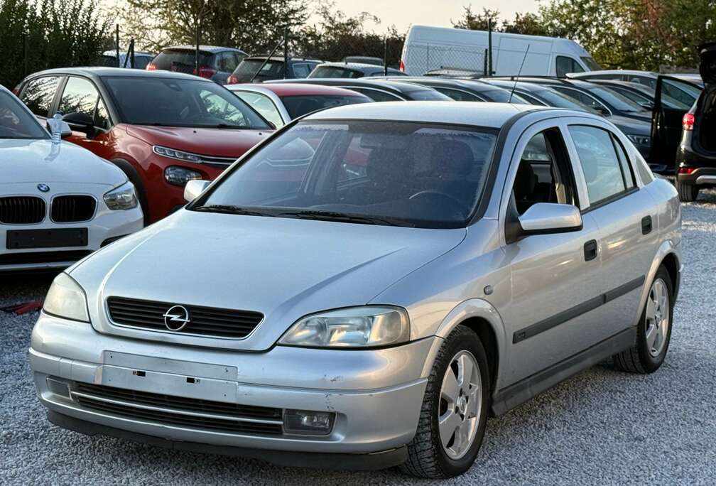 Opel 1.6i XE 16v Business -essence