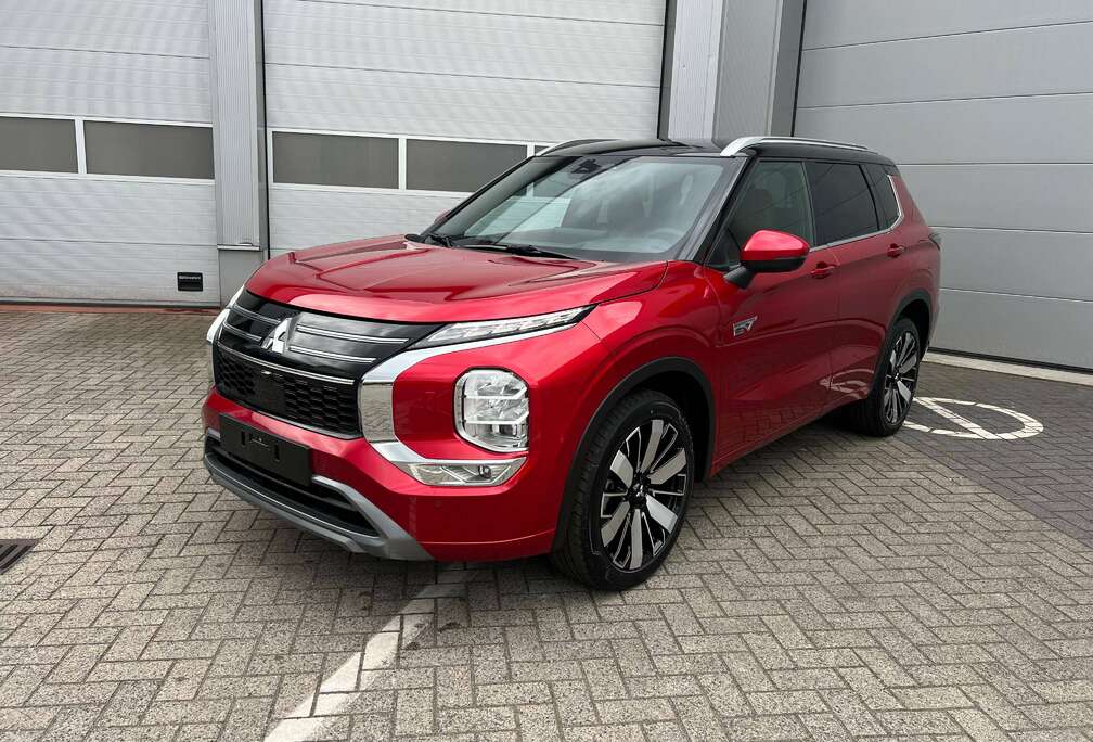 Mitsubishi Outlander PHEV  Instyle+