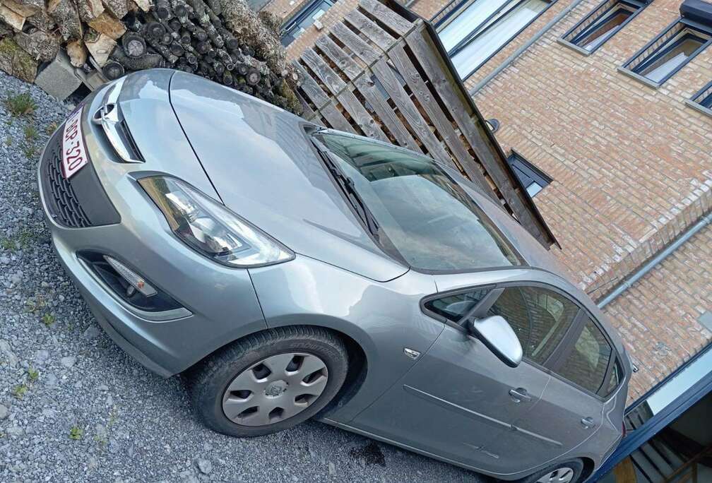 Opel 1.4i Cosmo