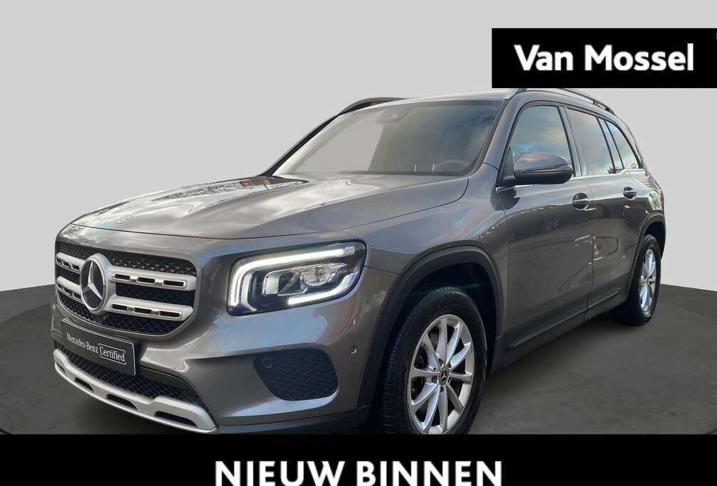 Mercedes-Benz Business Line + CARPLAY + LED + CAMERA + SENSOREN