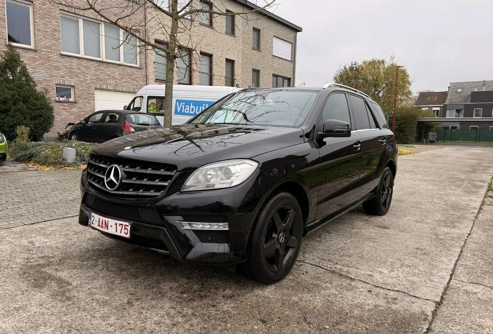 Mercedes-Benz BlueTEC 4MATIC 7G-TRONIC