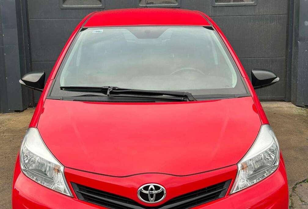 Toyota Yaris 1.0i VVT-i Active