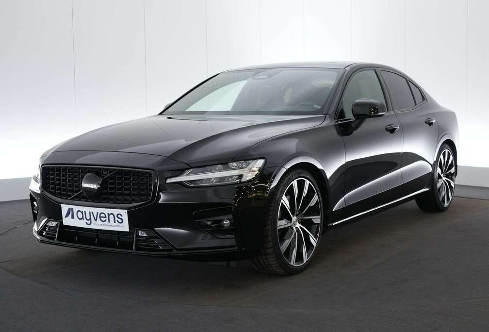 Volvo 2.0 B4 MHEV Ultimate Dark DCT Nappa LEDER/CUIR LED