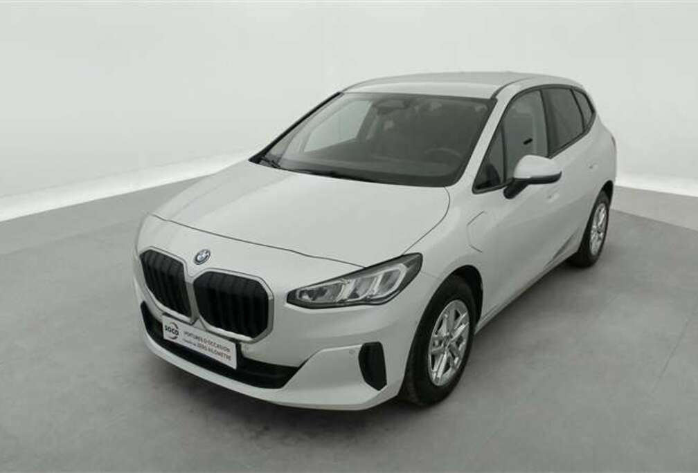 BMW xeA PHEV Business Ed. NAVI / FULL LED / CLIM