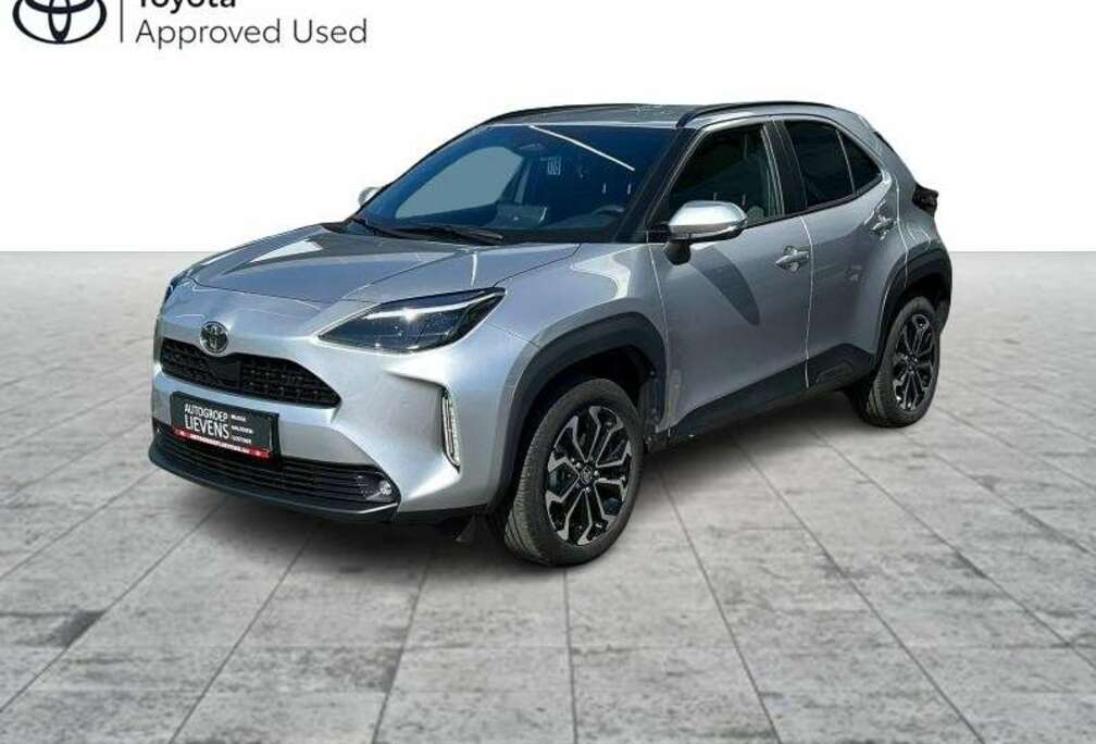 Toyota 1.5HYB Executive + executive pack