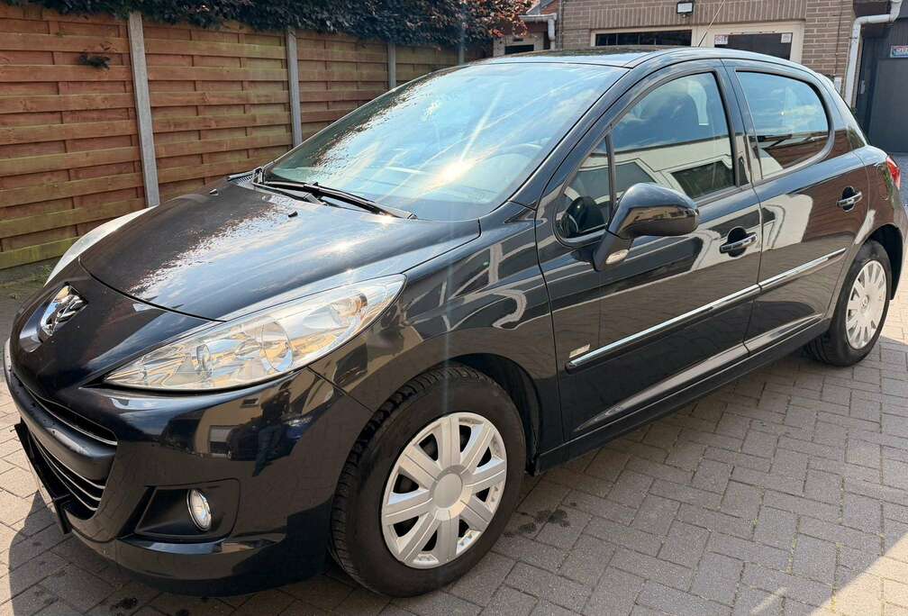 Peugeot 207 1.6 HDi Urban 99g FAP