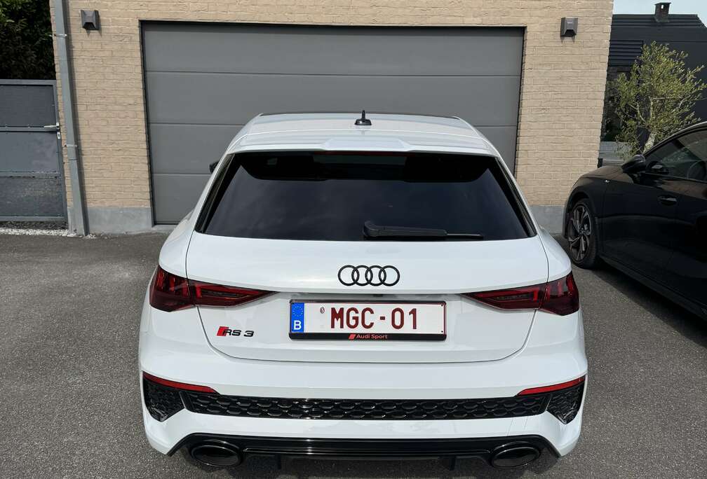Audi Sportback 2.5 TFSI Quattro S tronic