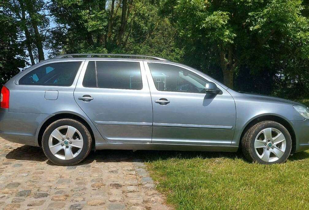 Skoda Octavia SW 1.6 CR TDi Elegance