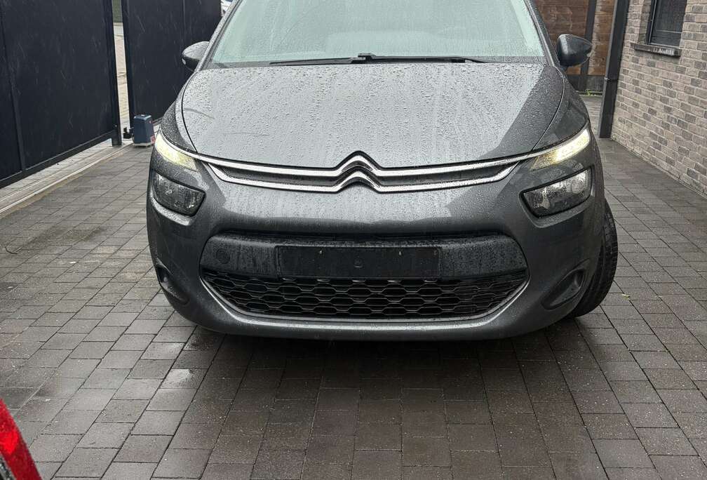 Citroen C4 Picasso 1.2i Blanco Gekeurd