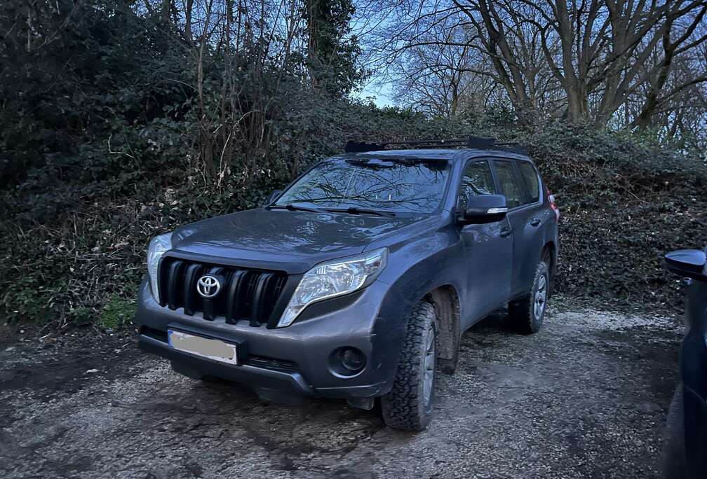 Toyota Land Cruiser 2.8 D-4D Active