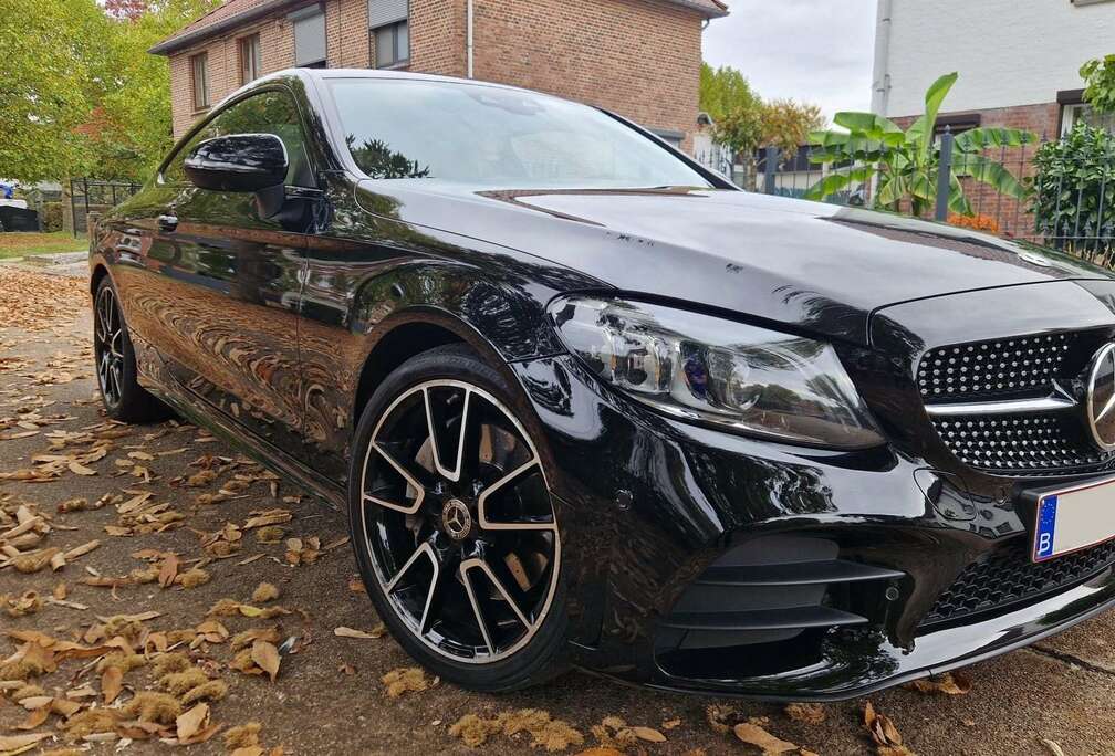 Mercedes-Benz C 300 Coupe 9G-TRONIC AMG Line Plus