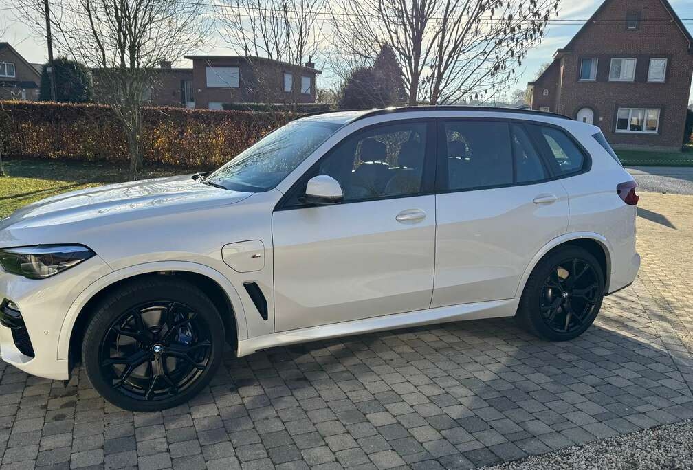 BMW X5 xDrive45e xLine