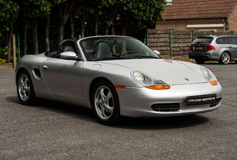 Porsche MANUEEL / BELGISCHE WAGEN / EERSTE LAK / PERFECTE HISTORIEK