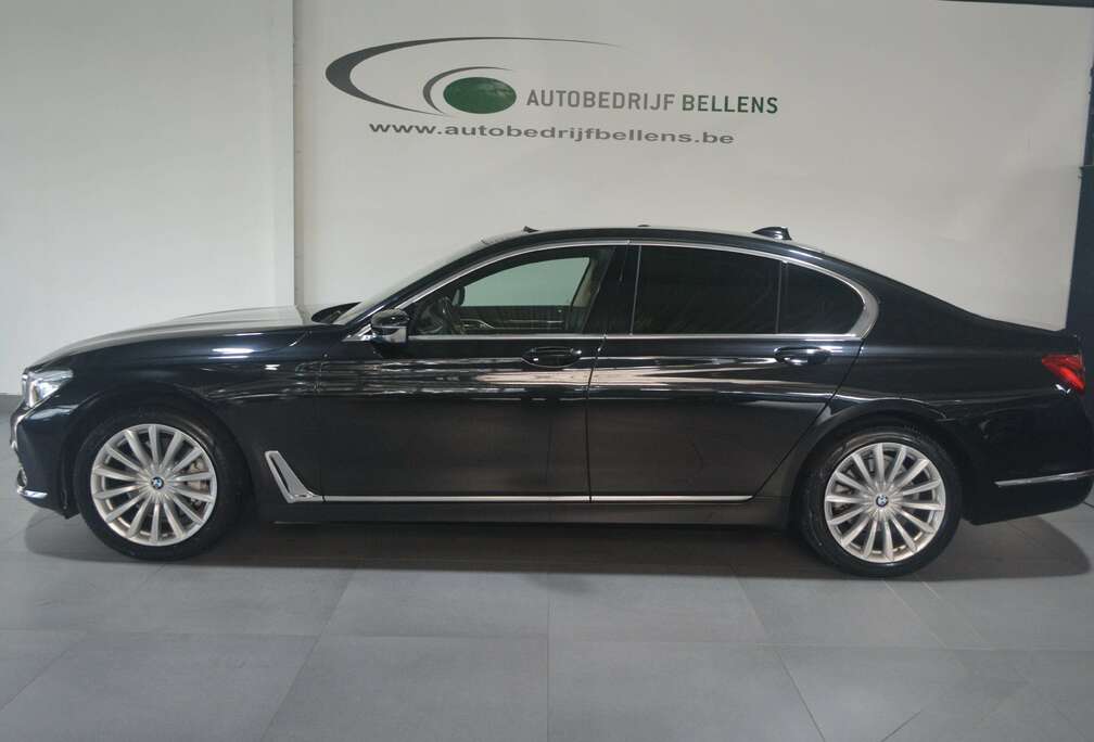 BMW DA / NAVI / 360) CAM / GLASDAK / HEAD-UP / SOFT CL