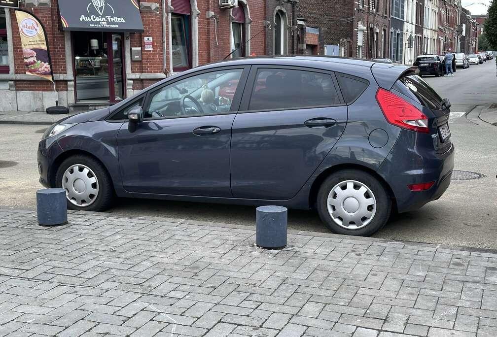 Ford 1.6 TDCi Titanium DPF pret a immatriculer