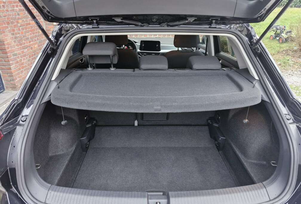 Volkswagen T-Roc 1.0 TSI Life Business