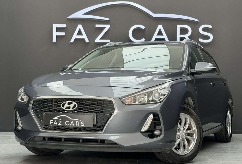 Hyundai SW 1.4i * 1ER PROP + CLIM + JANTES + GARANTIE *