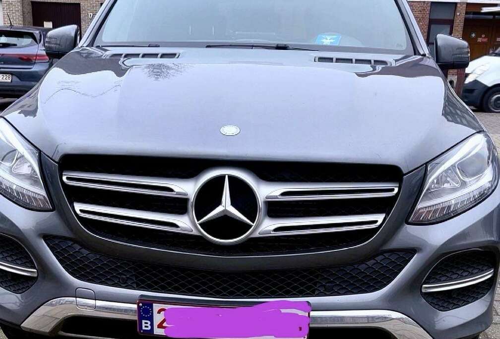 Mercedes-Benz d 4Matic 9G-TRONIC Exclusive