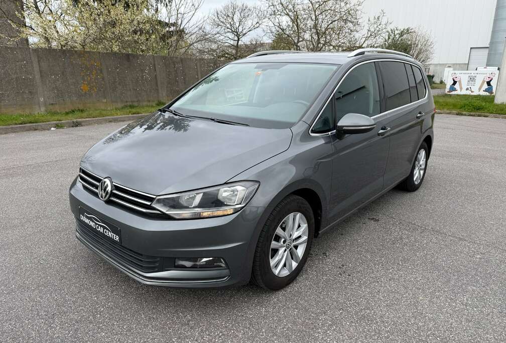 Volkswagen Touran 1.5 TSI ACT Highline 7 PLAATSEN / 7 PLACES