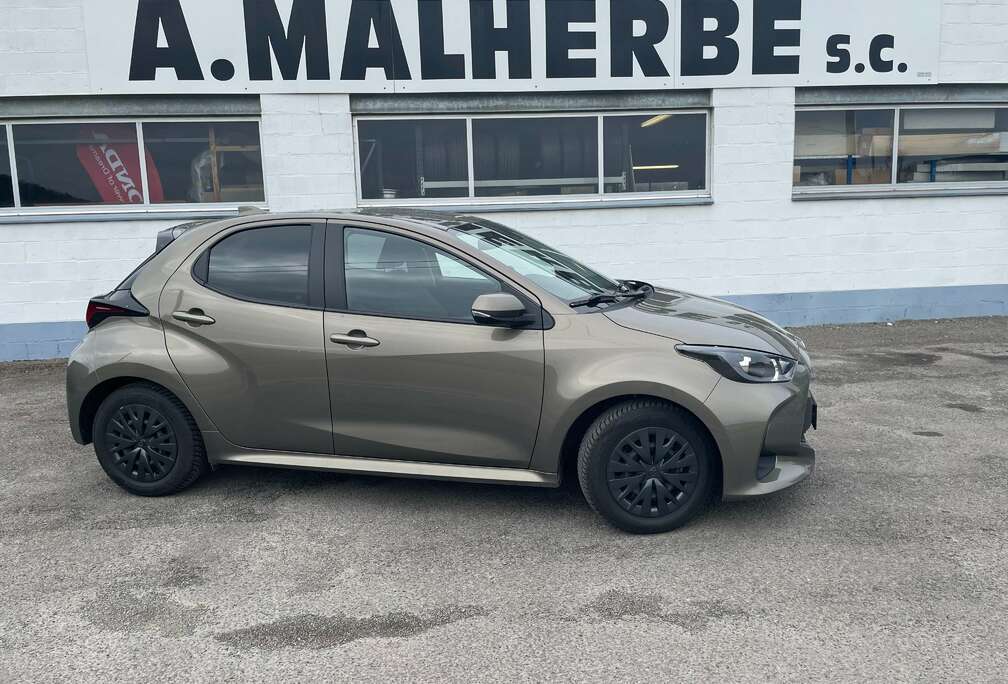 Toyota 1.5 VVT-i dynamic hybride