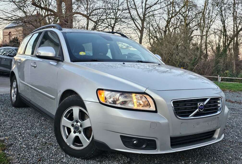 Volvo 1.6 D * 1 MAIN * NAVI+CUIR+CRUISE.C+..* CAR PASS *