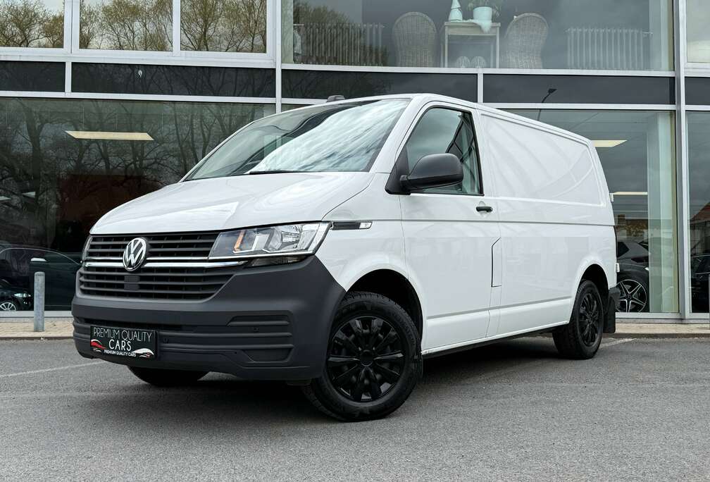 Volkswagen AUTOMAAT / CARPLAY / TREKHAAK / AIRCO / SENSOREN /