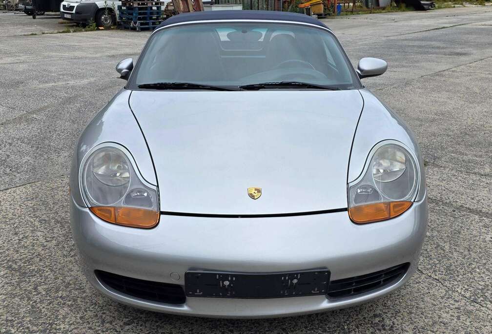 Porsche 2.7 l 220 cv