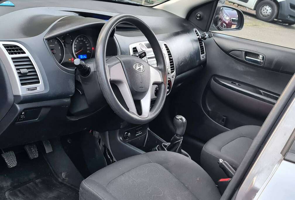 Hyundai i20 1.4 CRDi Lounge Blue FAP